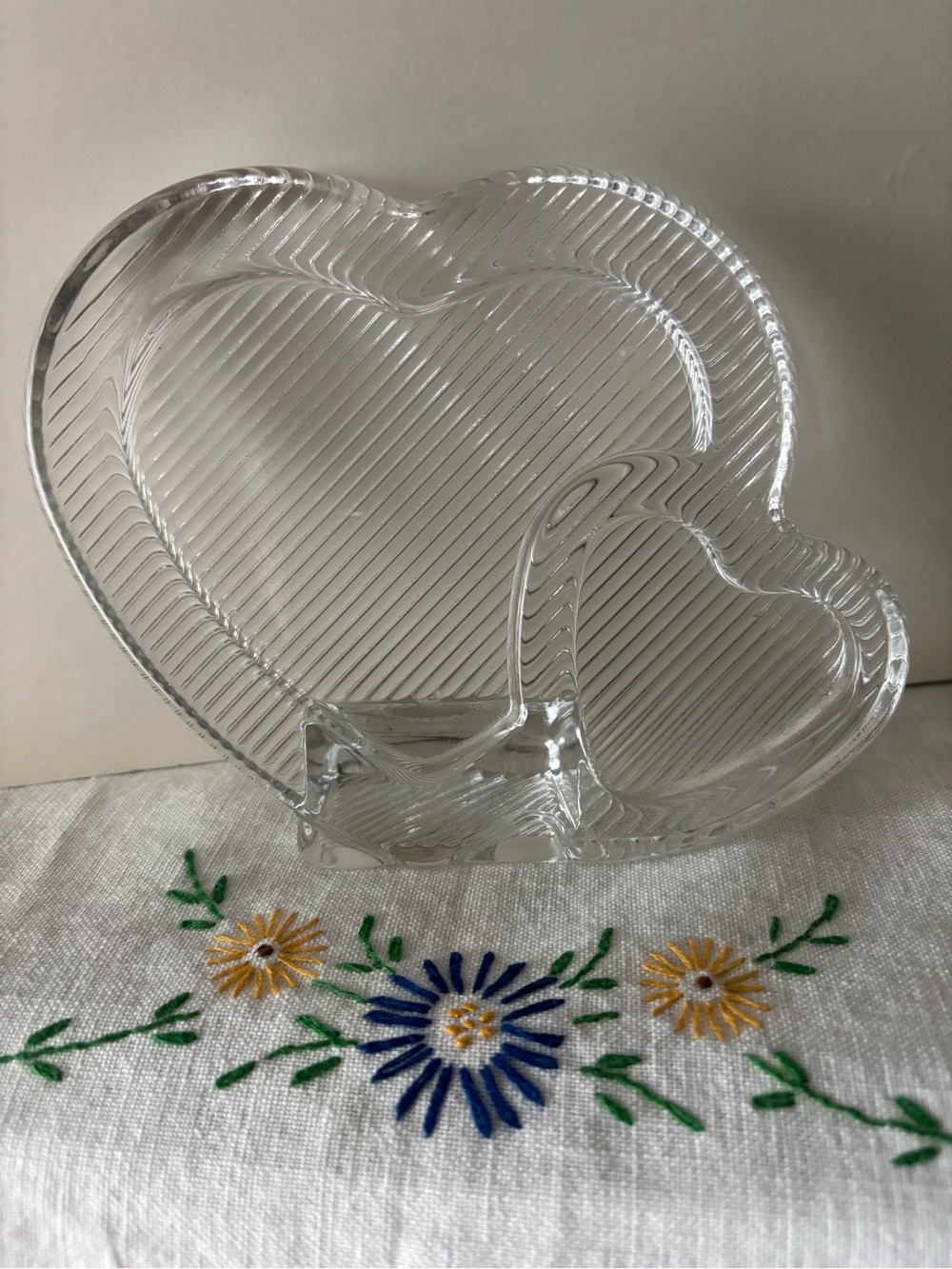 Mikasa Double Heart Crystal Frame Romantic Valentine Hu